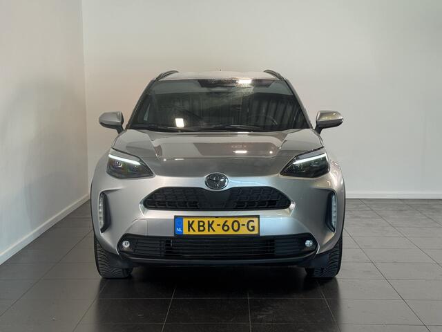 Toyota YARIS Cross 1.5 Hybrid 115 First Edition | Winter Pack | Stoel/Stuurverwarming |