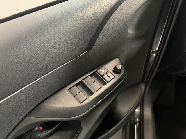 Toyota YARIS Cross 1.5 Hybrid 115 First Edition | Winter Pack | Stoel/Stuurverwarming |