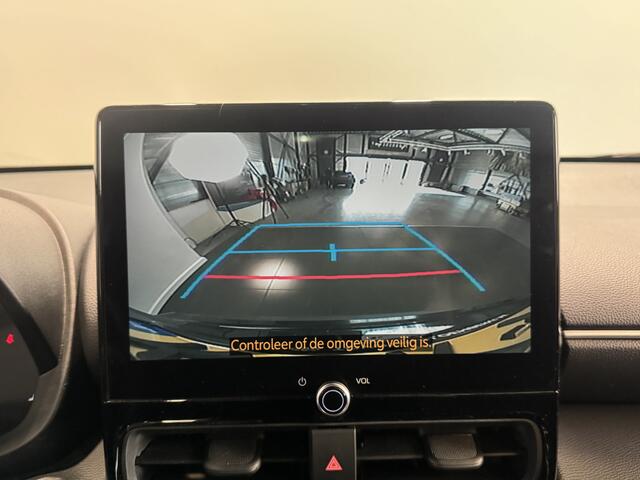 Toyota YARIS Cross 1.5 Hybrid 115 First Edition | Winter Pack | Stoel/Stuurverwarming |