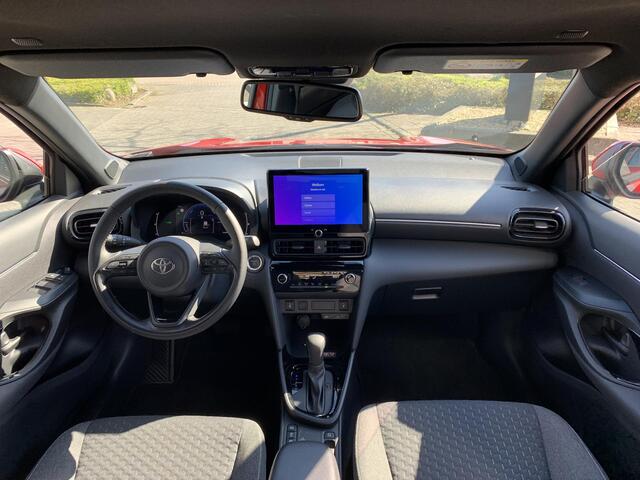 Toyota YARIS Cross 1.5 Hybrid 130 Dynamic EXTRA INRUILVOORDEEL ¤ 2.000,--