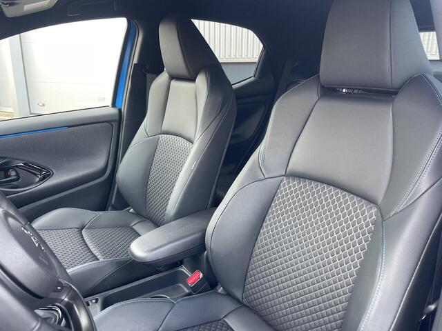 Toyota YARIS 1.5 Hybrid 130 Launch Edition | 10.000 Km