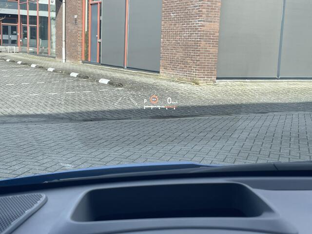 Toyota YARIS 1.5 Hybrid 130 Launch Edition | 10.000 Km