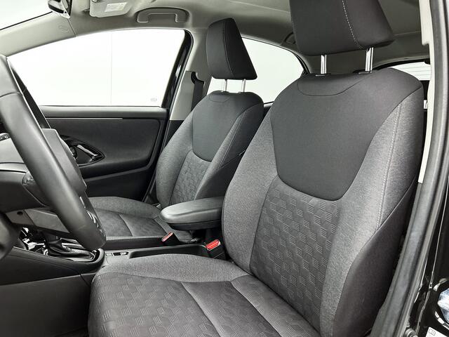 Toyota YARIS Hybrid 115 First Edition | Apple CarpLay | Android Auto |