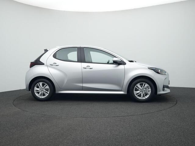Toyota YARIS 1.5 Hybrid 115 Active Direct levrbaar Incl. premie