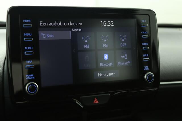 Toyota YARIS Cross 1.5 Hybrid Active | Adaptive Cruise Control | Achteruitrijcamera | Apple Carplay | Android Auto | Climate Control | Trekhaak |