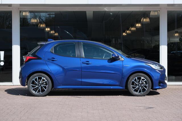 Toyota YARIS 1.5 Hybrid 115pk Dynamic | Camera | Adaptieve Cruise | Climate | 16" velgen