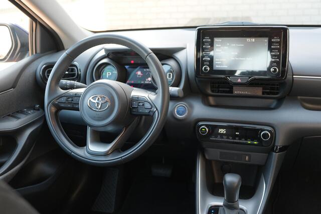 Toyota YARIS 1.5 Hybrid 115pk Dynamic | Camera | Adaptieve Cruise | Climate | 16" velgen