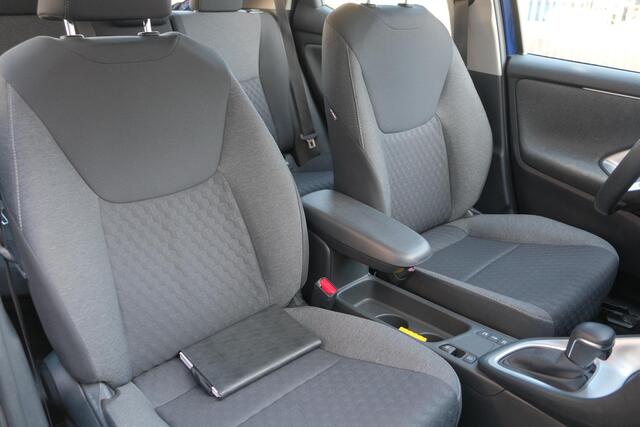 Toyota YARIS 1.5 Hybrid 115pk Dynamic | Camera | Adaptieve Cruise | Climate | 16" velgen