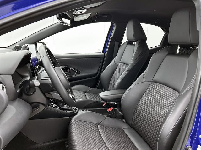 Toyota YARIS 1.5 Hybrid 130 Executive | Stuur- en stoelverwarming | Parkeersensoren v+a | Navigatie