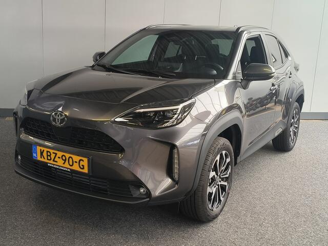 Toyota YARIS Cross 1.5 Hybrid 115 First Edition Rijklaar + Fabrieksgarantie Henk Jongen Auto's in Helmond, al 50 jaar service zoals 't hoort!