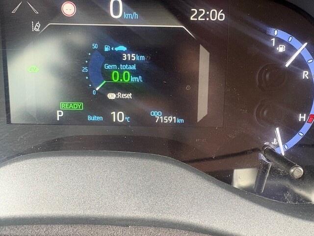 Toyota YARIS Cross 1.5 Hybrid Dynamic | Apple Car Play | Keyless Entry