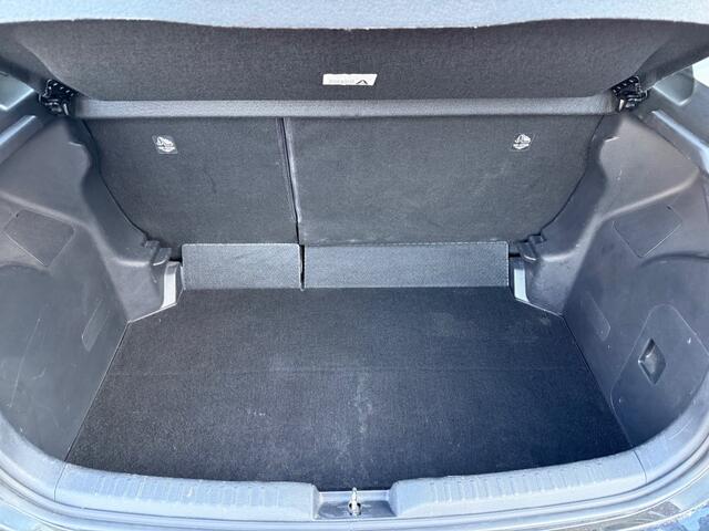 Toyota YARIS 1.5 HYBRID 5-DRS DYNAMIC AUTOMAAT!