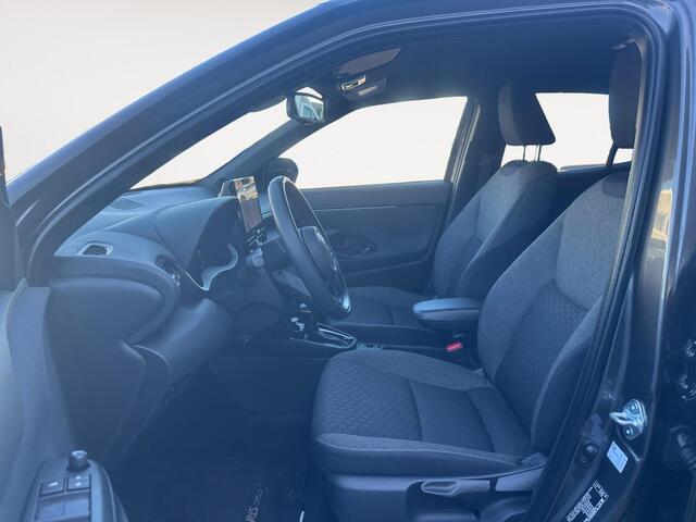 Toyota YARIS Cross 1.5 Hybrid 115 First Edition | CAMERA | CARPLAY | STOEL - STUUR - VOORRUITVERWARMING |