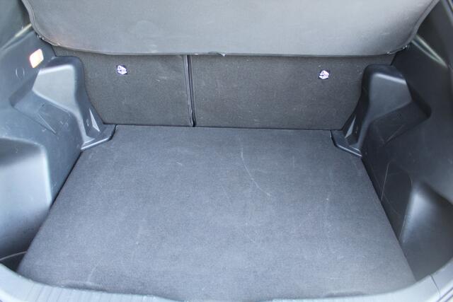 Toyota YARIS Cross 1.5 Hybrid 115 First Edition | Rijklaar | PDC | Navi | Apple/Android | Camera | Adap Cruise | Stoel-/Stuurverwarming