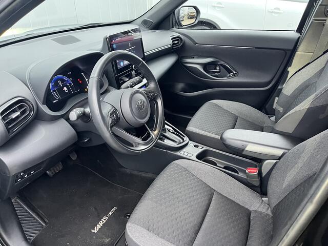 Toyota YARIS Cross 1.5 Hybrid 115 Dynamic Limited Parkeersensoren Stoel Stuur Verwarming PDC