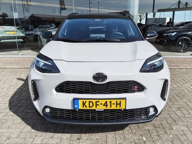 Toyota YARIS Cross 1.5 Hybrid 130 GR SPORT | Sensoren v/a | El. Achterklep | Androi