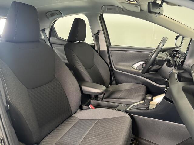 Toyota YARIS 1.5 Hybrid Dynamic | Trekhaak | All seasons |