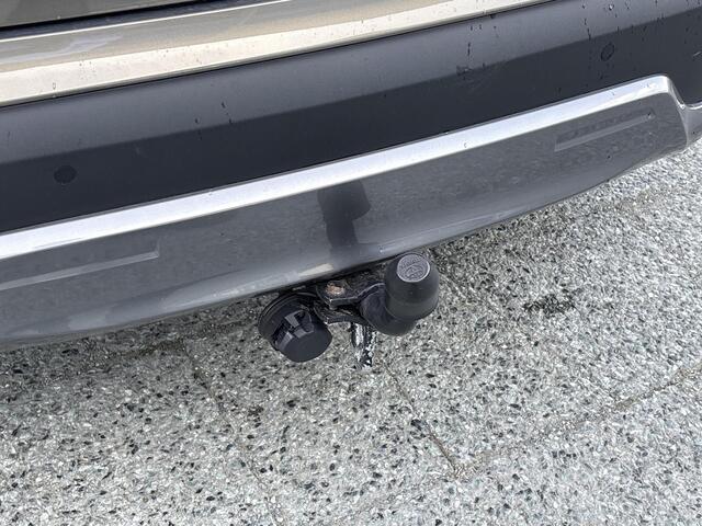 Toyota YARIS Cross 1.5 Hybrid Explore **TREKHAAK/ PARKEERSENOREN/ ADAPTIEF CRUISE CONTROL**