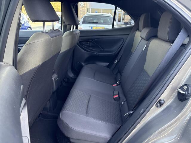 Toyota YARIS Cross 1.5 Hybrid Explore **TREKHAAK/ PARKEERSENOREN/ ADAPTIEF CRUISE CONTROL**