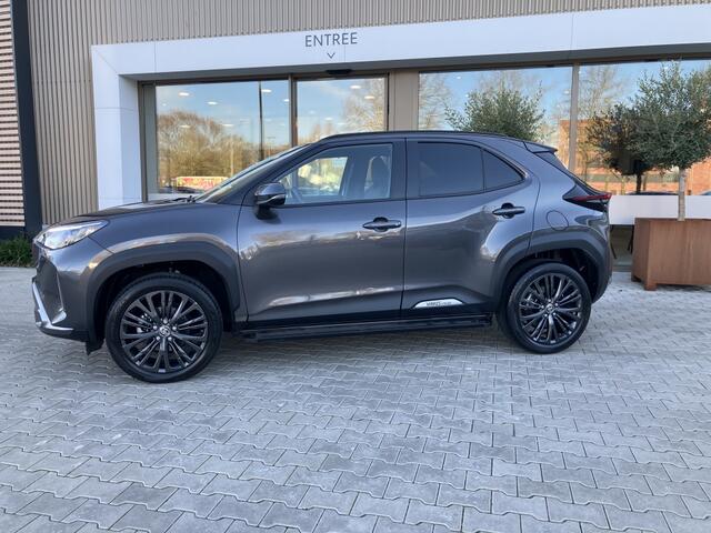 Toyota YARIS Cross 1.5 Hybrid Adventure Limited | Treeplanken | Headup