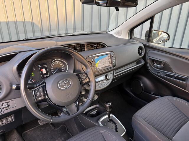 Toyota YARIS 1.5 Hybrid Team D | Stoelverw. | Trekhaak afn. | Lane Assist Prijs Rijklaar!!