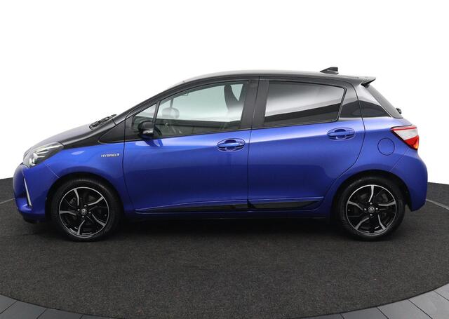 Toyota YARIS 1.5 Hybrid Bi-Tone | Navigatie | Cruise Control | Climate Control | Toyota Safety Sense |