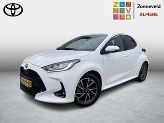 toyota-yaris-1.5-hybrid-dynamic-mic