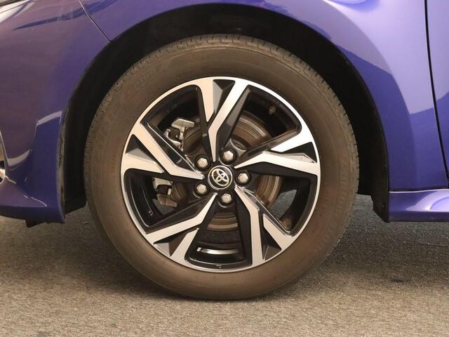 Toyota YARIS 1.5 Hybrid 115 First Edition - ORIGINEEL NEDERLANDSE AUTO - AFKOMSTIG VAN 1E EIGENAAR - NAVIGATIE - CAMERA - CLIMATE CONTROL - ARMSTEUN VOOR - APPLE CARPLAY/ ANDROID - MISTLAMPEN VOOR - 16 INCH LICHT METALEN VELGEN - LICHT EN REGENSENSOR - KEYLESS ENTRY/