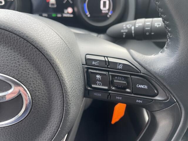 Toyota YARIS 1.5 Hybrid Dynamic | Stoelverw | Camera | Adaptive | Virtual |