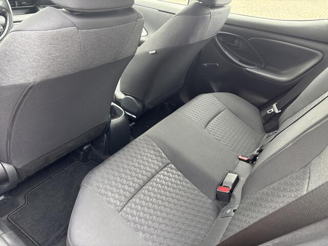 Toyota YARIS 5DRS 1.5 VVT-i Active Trekhaak / Camera / Carplay
