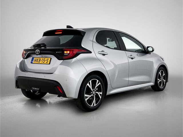 Toyota YARIS 1.5 Hybrid Dynamic | BTW Voertuig | Stoel en stuurwielverwarming |