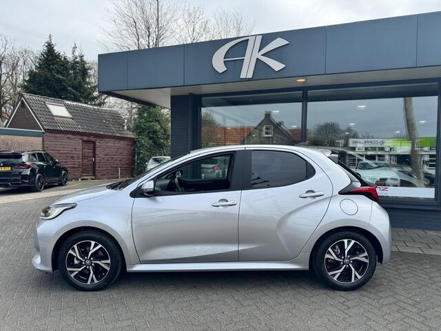 Toyota YARIS 1.5 Hybrid 115 Business Plus