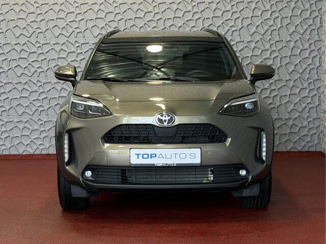 Toyota YARIS Cross 1.5 HYBRID DYNAMIC KEYLESS CAMERA LED ZWARTE HEMEL STOEL/STUUR VERW. 17''LMV ? Top Auto's Wijchen , Al 30 Jaar verkoop van Toyota , Type's Launch / Executive / Dynamic / First Edition / Business / Zowel Phev / Hev / Benzine / met fabrieksgarantie ?