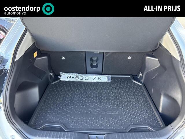 Toyota YARIS Cross 1.5 Hybrid Executive **JBL AUDIO/ TREKHAAK/ DODEHOEK DETECTIE**