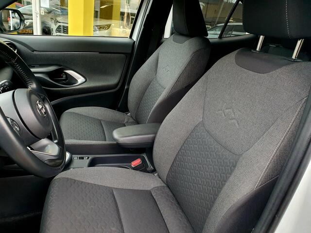 Toyota YARIS Cross 1.5 Hybrid First Edition All-in prijs!