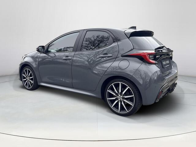 Toyota YARIS 1.5 Hybrid 130 GR SPORT PLUS PACK | 06-10141018 Voor meer informatie