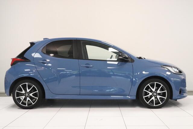 Toyota YARIS 1.5 Hybrid Executive | Panoramadak | JBL audio | Navigatie | Camera | Stuur & stoel verwarming |