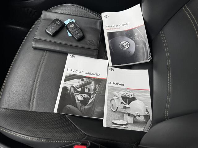 Toyota YARIS Cross 1.5 Hybrid Launch Edition | Trekhaak | Leder | Stoelverwarming | Achteruitrijcamera |