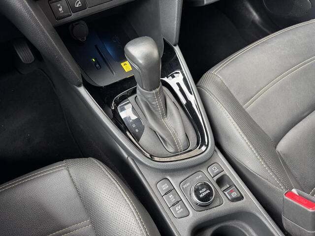 Toyota YARIS Cross 1.5 Hybrid Launch Edition | Trekhaak | Leder | Stoelverwarming | Achteruitrijcamera |