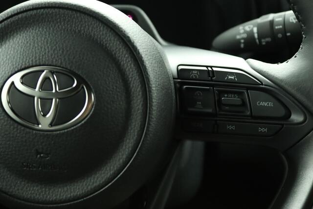 Toyota YARIS Cross 1.5 Hybrid 115 Dynamic | Adaptive Cruise Control | Achteruitrijcamera | Apple Carplay | Android Auto | Stoelverwarming | Stuurverwarming |