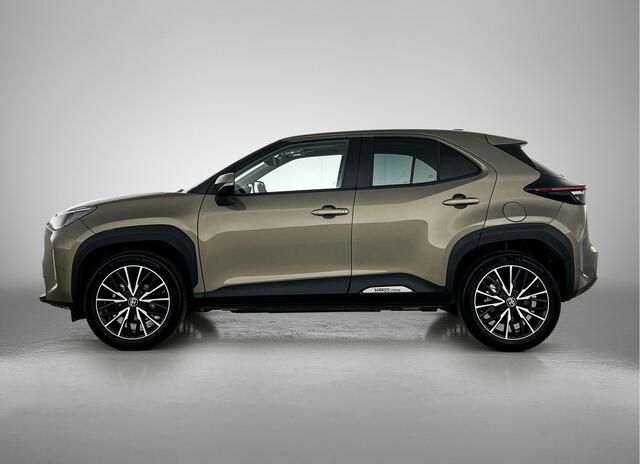 Toyota YARIS Cross 1.5 Hybrid Executive Pano | Navi | Carplay | QI | Stoelverwarming | PDC | Camera |