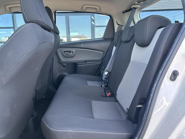 Toyota YARIS 1.5 Hybrid Active **CRUISE CONTROL/ PARKEERCAMERA/ CLIMATE CONTROL**