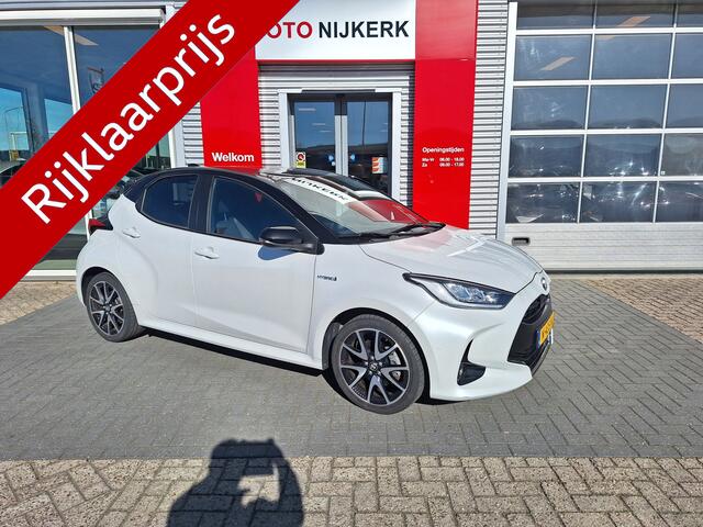 Toyota YARIS 1.5 Hybrid Style Bi-Tone Limited