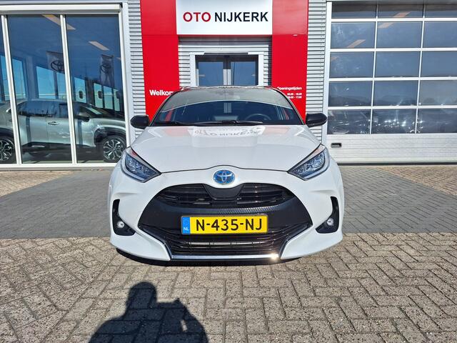Toyota YARIS 1.5 Hybrid Style Bi-Tone Limited