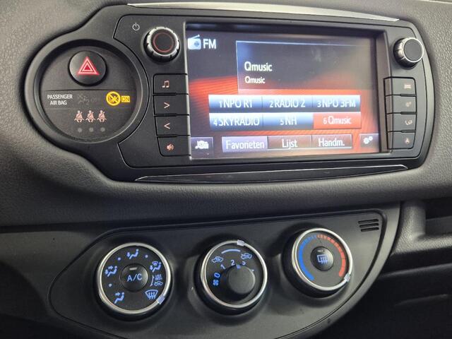 Toyota YARIS 1.0 VVT-i Connect, 1e Eig! Camera! Navigatie! Lm Velgen! VERWACHT!!