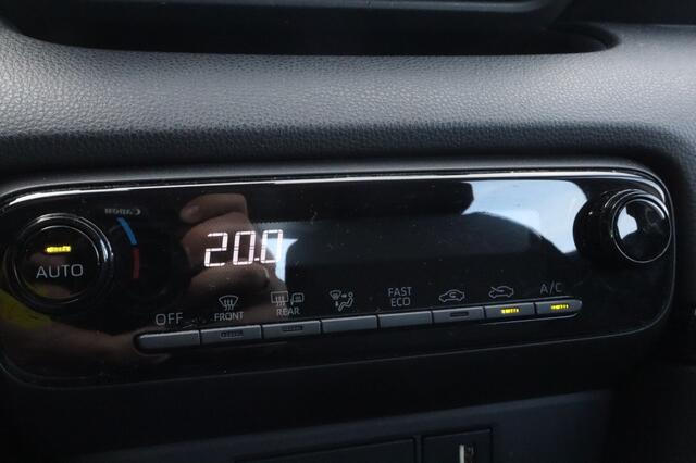 Toyota YARIS 1.5 Hybrid Comfort | All Seasons