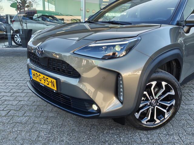 Toyota YARIS Cross 1.5 Hybrid 115 First Edition | Comfort Pack | Sensoren | Stoelve