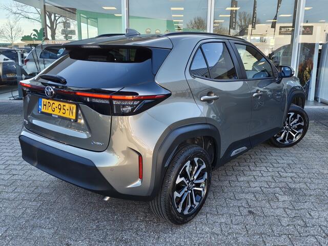 Toyota YARIS Cross 1.5 Hybrid 115 First Edition | Comfort Pack | Sensoren | Stoelve