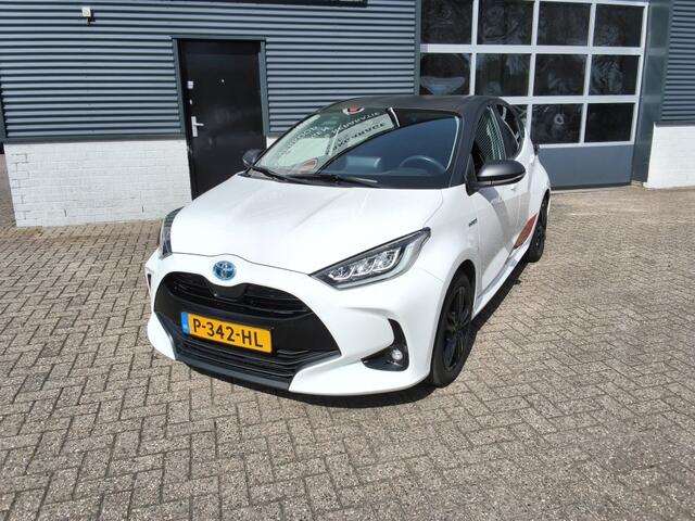 Toyota YARIS 1.5 Hybrid Dynamic | Navigatie | Camera