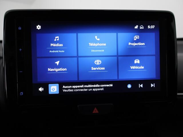 Toyota YARIS Cross 1.5 HYBRIDE DYNAMIC LUXERY BITONE GARANTIE 4-2032 * BLIND SPOT . NAVI.CAMERA. PDC V+A.